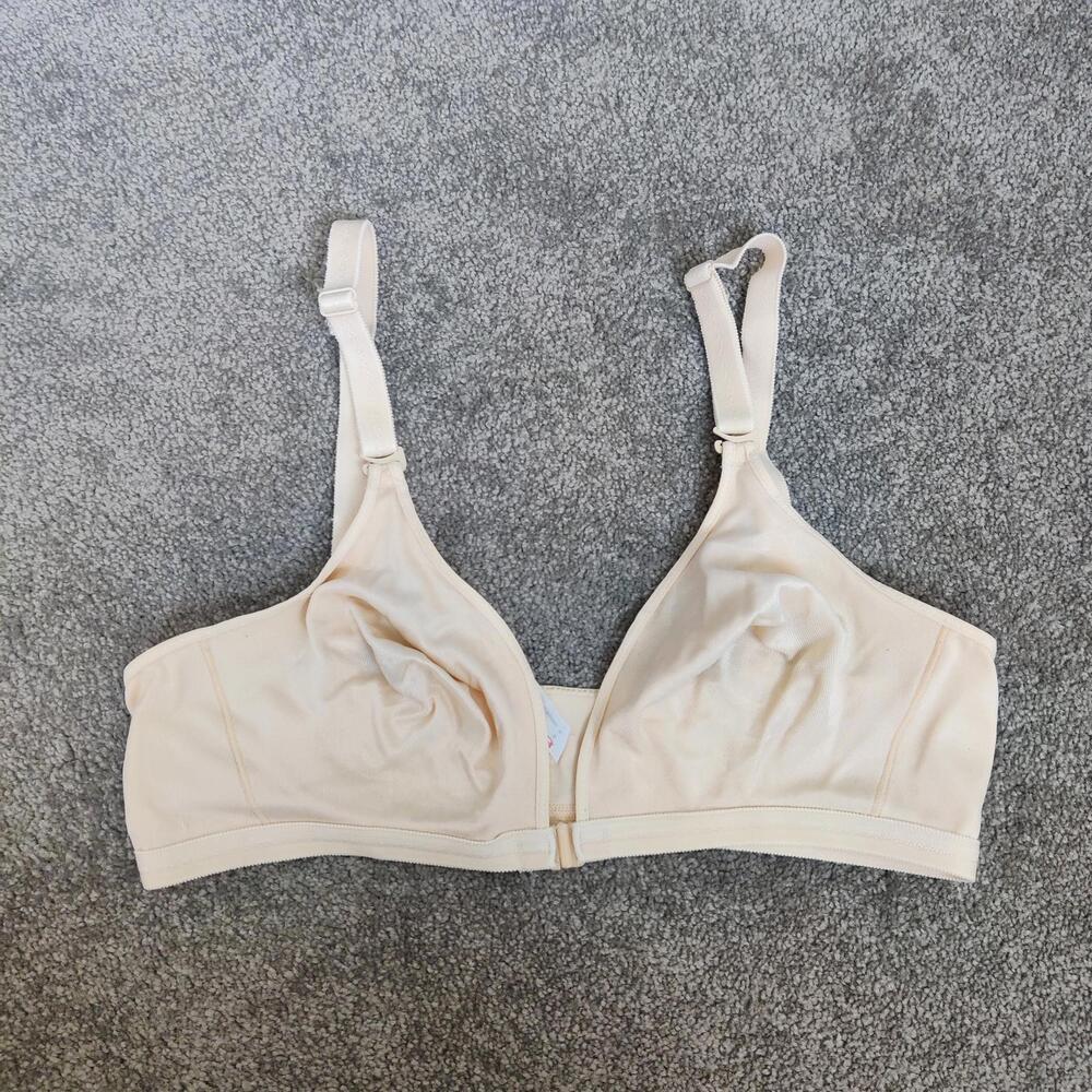 Playtex Women's Nude Bra Size 38C NEW